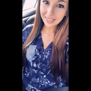 Meet your Posher, Danielle